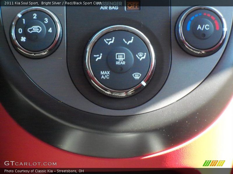 Controls of 2011 Soul Sport
