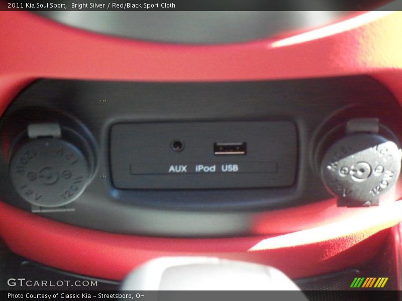 Bright Silver / Red/Black Sport Cloth 2011 Kia Soul Sport