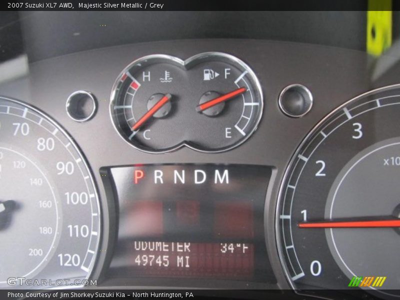 Majestic Silver Metallic / Grey 2007 Suzuki XL7 AWD