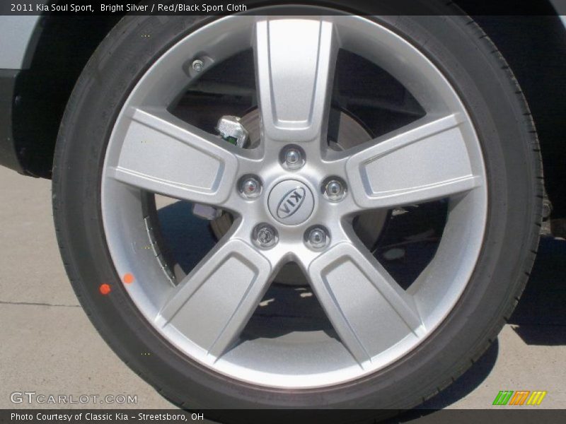 Bright Silver / Red/Black Sport Cloth 2011 Kia Soul Sport