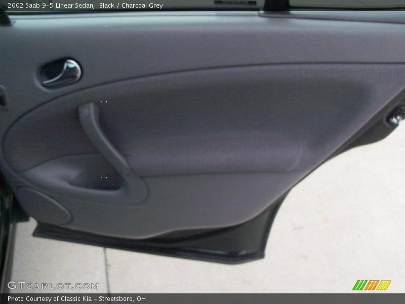 Door Panel of 2002 9-5 Linear Sedan