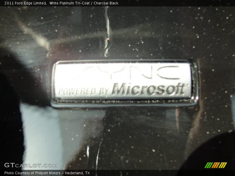 White Platinum Tri-Coat / Charcoal Black 2011 Ford Edge Limited