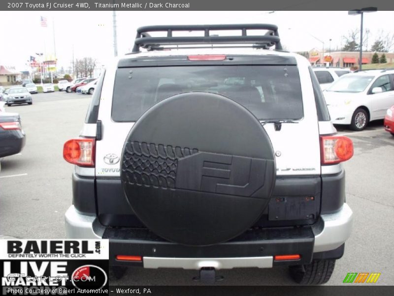 Titanium Metallic / Dark Charcoal 2007 Toyota FJ Cruiser 4WD