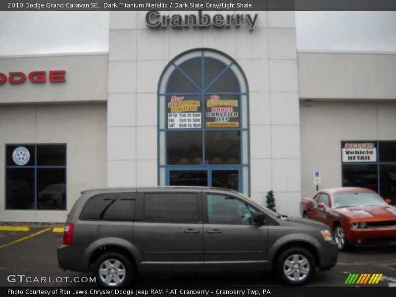Dark Titanium Metallic / Dark Slate Gray/Light Shale 2010 Dodge Grand Caravan SE