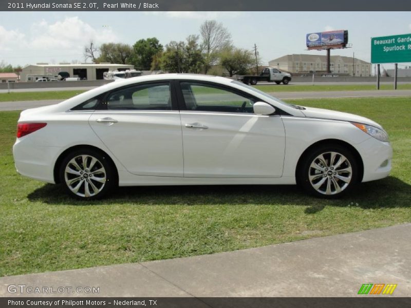 Pearl White / Black 2011 Hyundai Sonata SE 2.0T