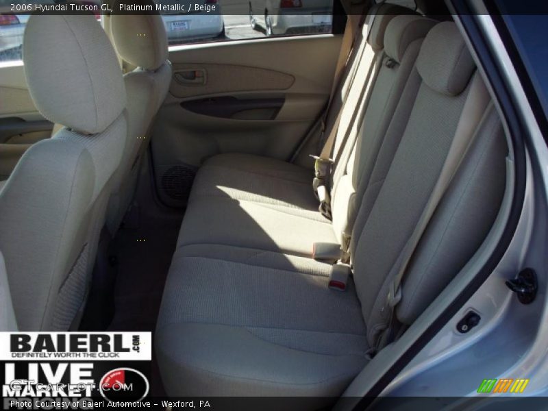 Platinum Metallic / Beige 2006 Hyundai Tucson GL