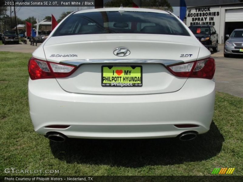 Pearl White / Black 2011 Hyundai Sonata SE 2.0T