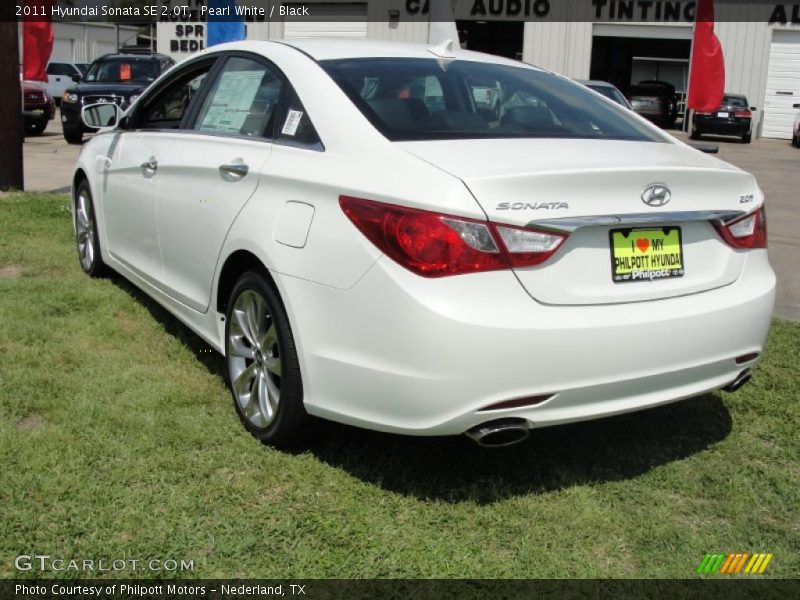 Pearl White / Black 2011 Hyundai Sonata SE 2.0T