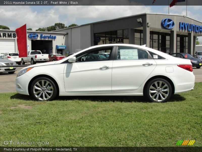 Pearl White / Black 2011 Hyundai Sonata SE 2.0T