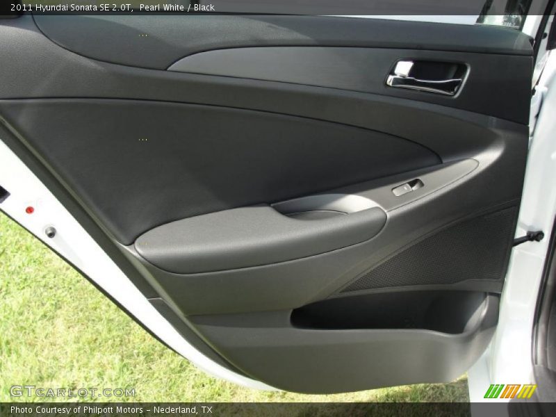 Pearl White / Black 2011 Hyundai Sonata SE 2.0T