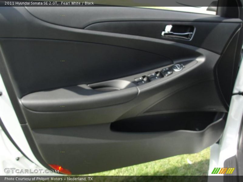 Pearl White / Black 2011 Hyundai Sonata SE 2.0T