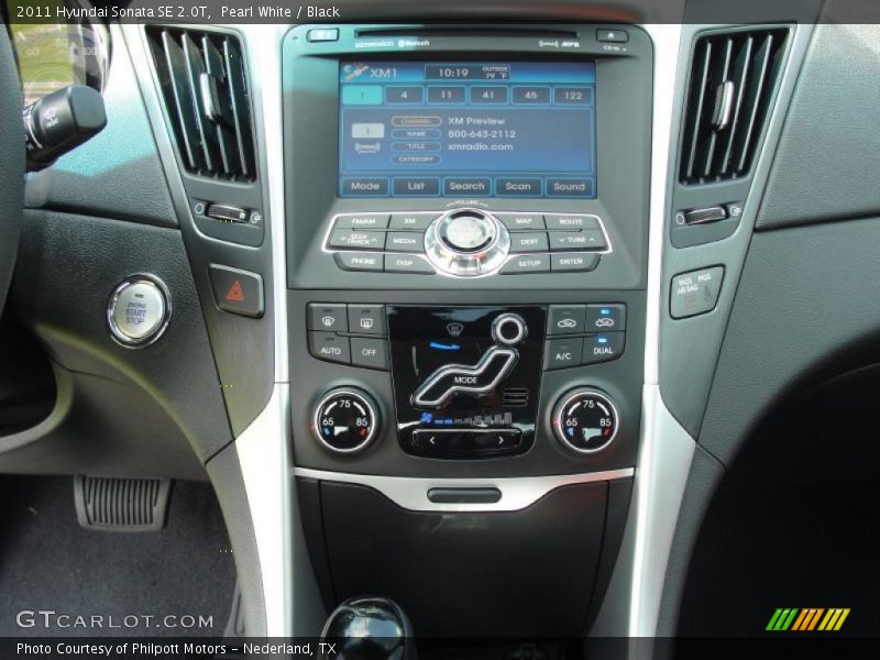 Controls of 2011 Sonata SE 2.0T