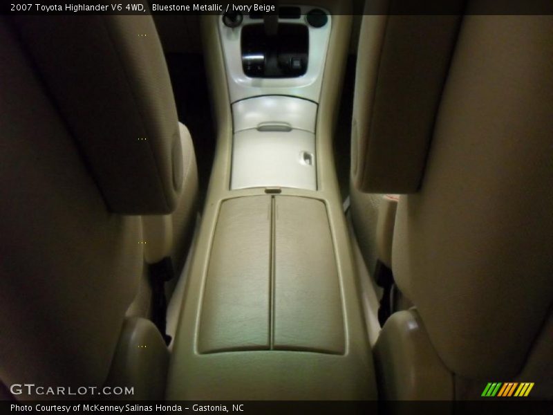 Bluestone Metallic / Ivory Beige 2007 Toyota Highlander V6 4WD