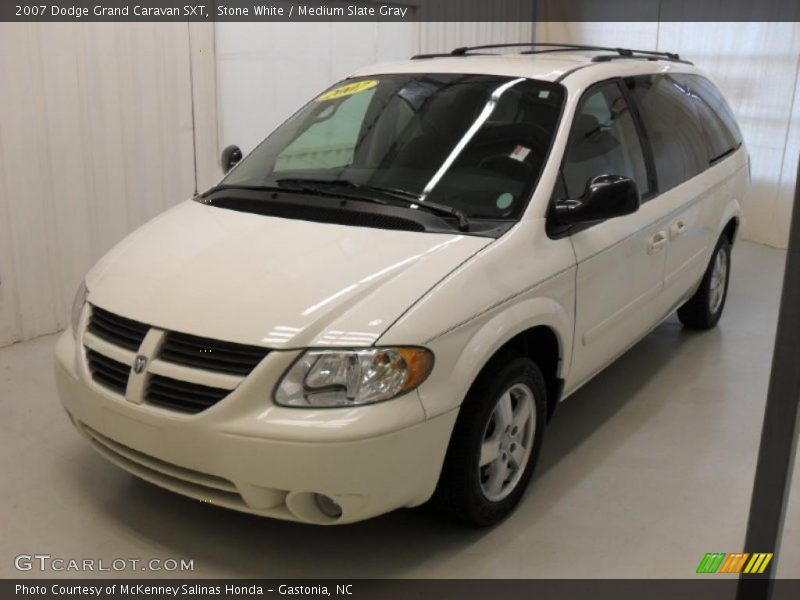 Stone White / Medium Slate Gray 2007 Dodge Grand Caravan SXT