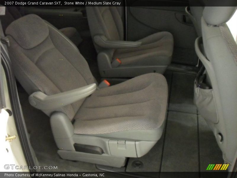 Stone White / Medium Slate Gray 2007 Dodge Grand Caravan SXT