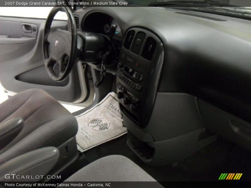 Stone White / Medium Slate Gray 2007 Dodge Grand Caravan SXT