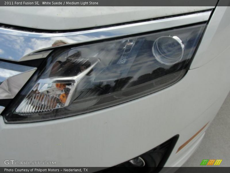 White Suede / Medium Light Stone 2011 Ford Fusion SE