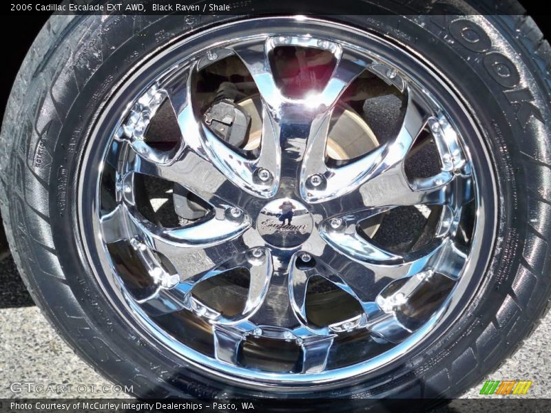 Black Raven / Shale 2006 Cadillac Escalade EXT AWD