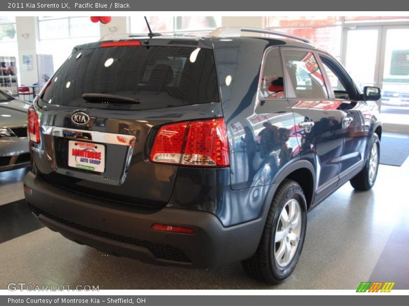 Pacific Blue / Black 2011 Kia Sorento LX