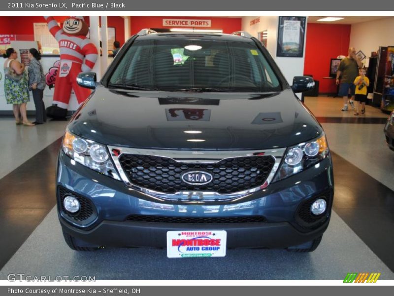 Pacific Blue / Black 2011 Kia Sorento LX