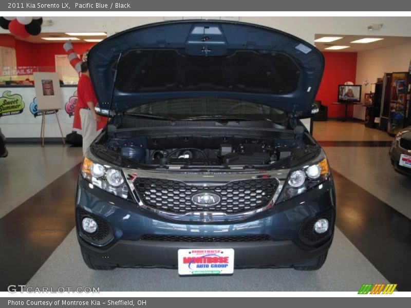 Pacific Blue / Black 2011 Kia Sorento LX
