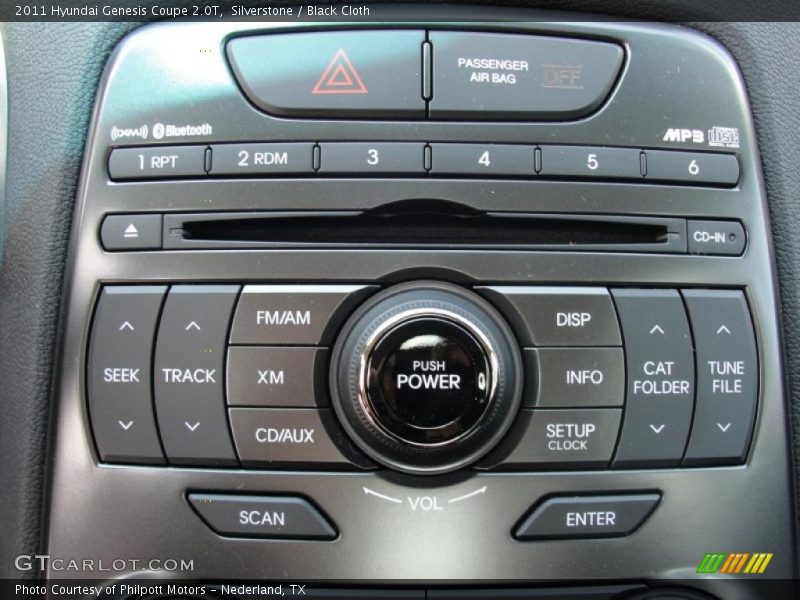 Controls of 2011 Genesis Coupe 2.0T