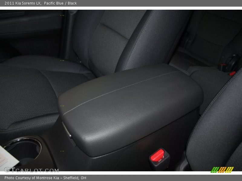 Pacific Blue / Black 2011 Kia Sorento LX