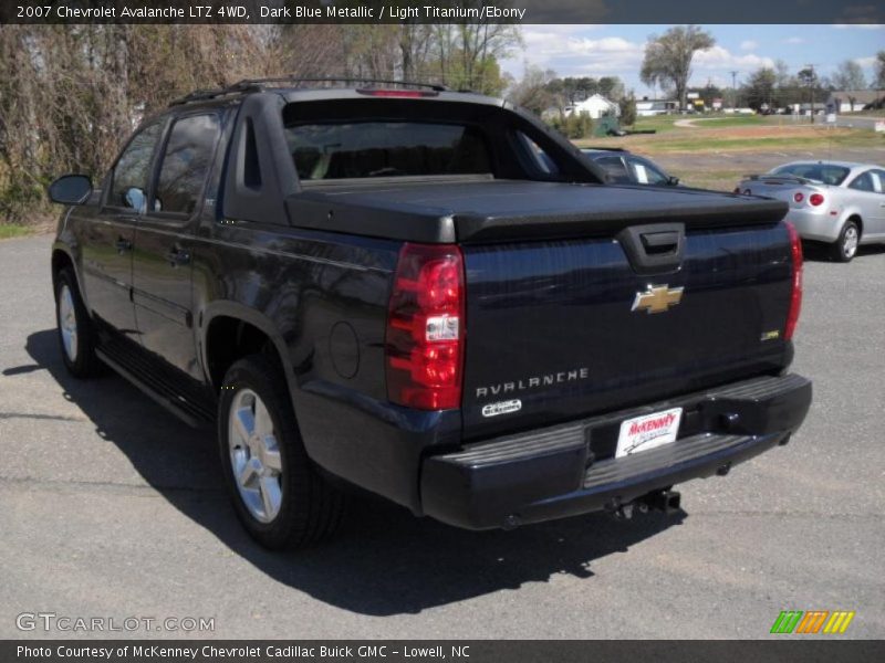 Dark Blue Metallic / Light Titanium/Ebony 2007 Chevrolet Avalanche LTZ 4WD