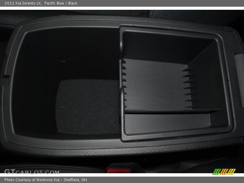 Pacific Blue / Black 2011 Kia Sorento LX