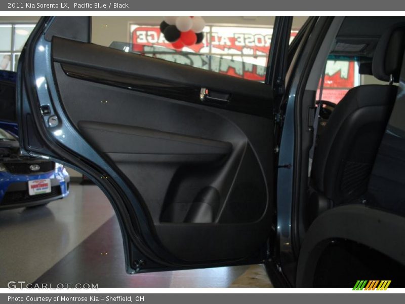 Pacific Blue / Black 2011 Kia Sorento LX