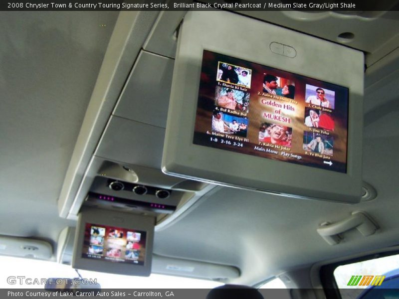 Brilliant Black Crystal Pearlcoat / Medium Slate Gray/Light Shale 2008 Chrysler Town & Country Touring Signature Series