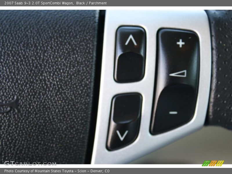 Controls of 2007 9-3 2.0T SportCombi Wagon