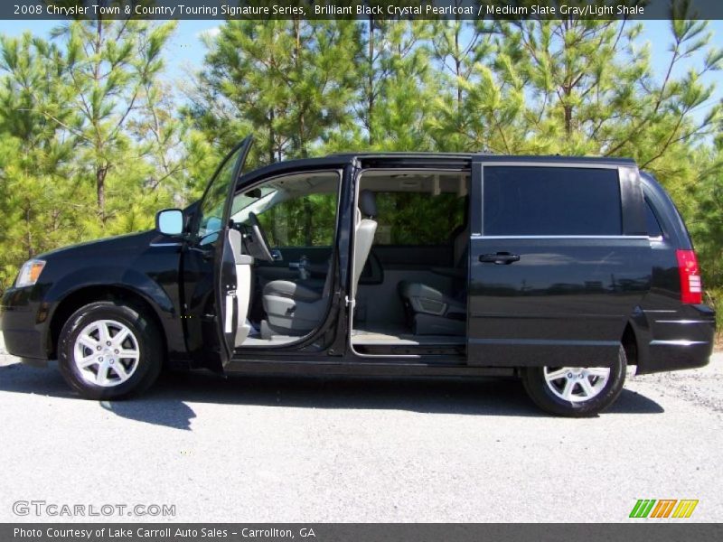 Brilliant Black Crystal Pearlcoat / Medium Slate Gray/Light Shale 2008 Chrysler Town & Country Touring Signature Series