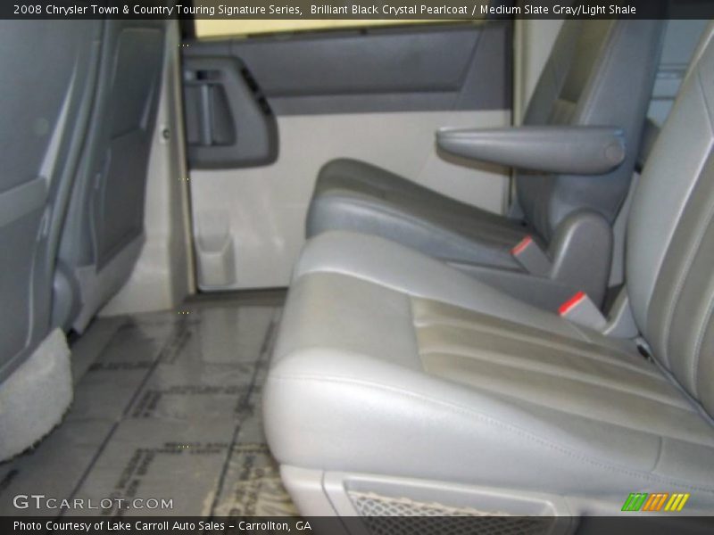 Brilliant Black Crystal Pearlcoat / Medium Slate Gray/Light Shale 2008 Chrysler Town & Country Touring Signature Series