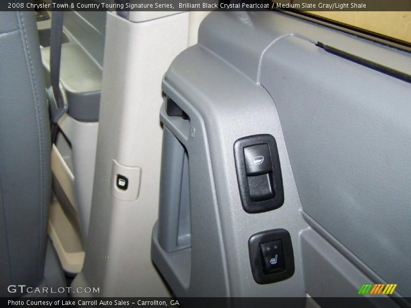 Brilliant Black Crystal Pearlcoat / Medium Slate Gray/Light Shale 2008 Chrysler Town & Country Touring Signature Series