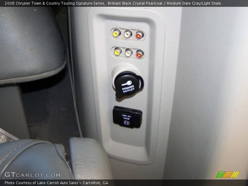 Brilliant Black Crystal Pearlcoat / Medium Slate Gray/Light Shale 2008 Chrysler Town & Country Touring Signature Series