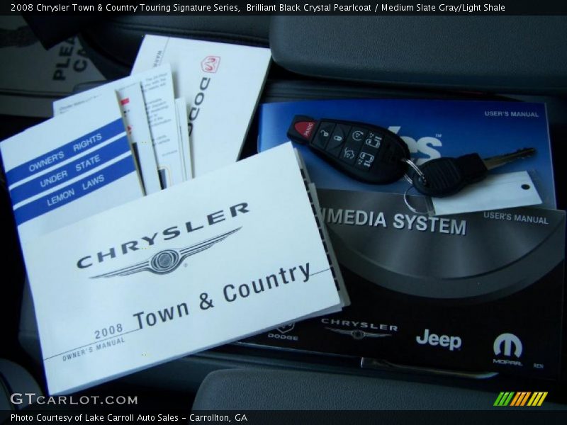 Brilliant Black Crystal Pearlcoat / Medium Slate Gray/Light Shale 2008 Chrysler Town & Country Touring Signature Series