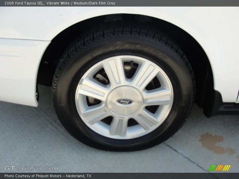 Vibrant White / Medium/Dark Flint Grey 2006 Ford Taurus SEL