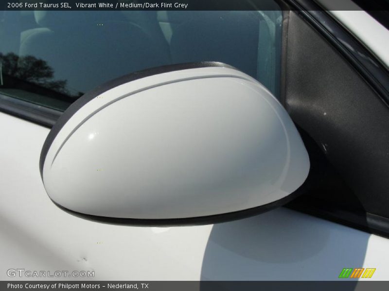 Vibrant White / Medium/Dark Flint Grey 2006 Ford Taurus SEL