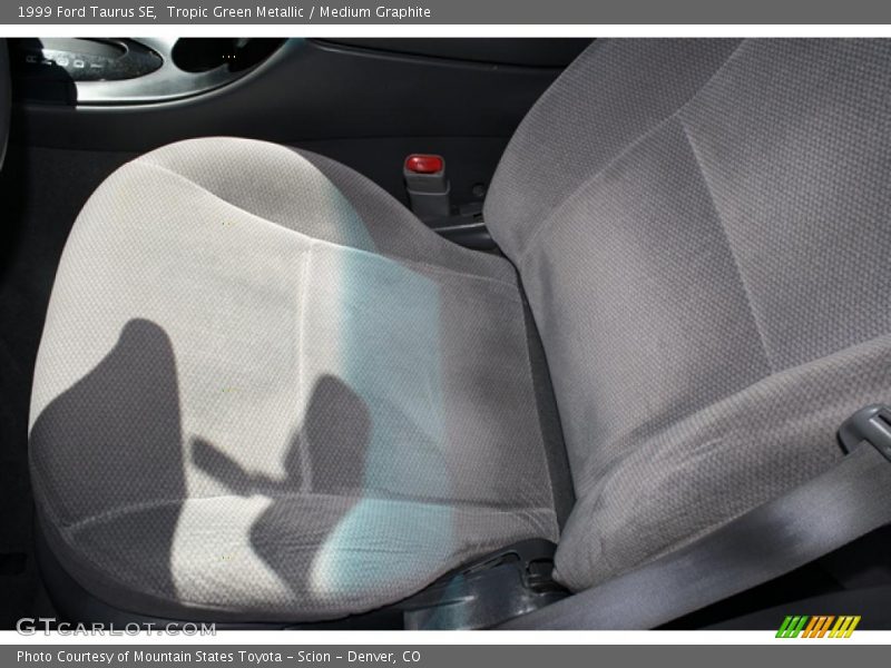 Tropic Green Metallic / Medium Graphite 1999 Ford Taurus SE