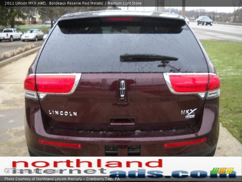 Bordeaux Reserve Red Metallic / Medium Light Stone 2011 Lincoln MKX AWD