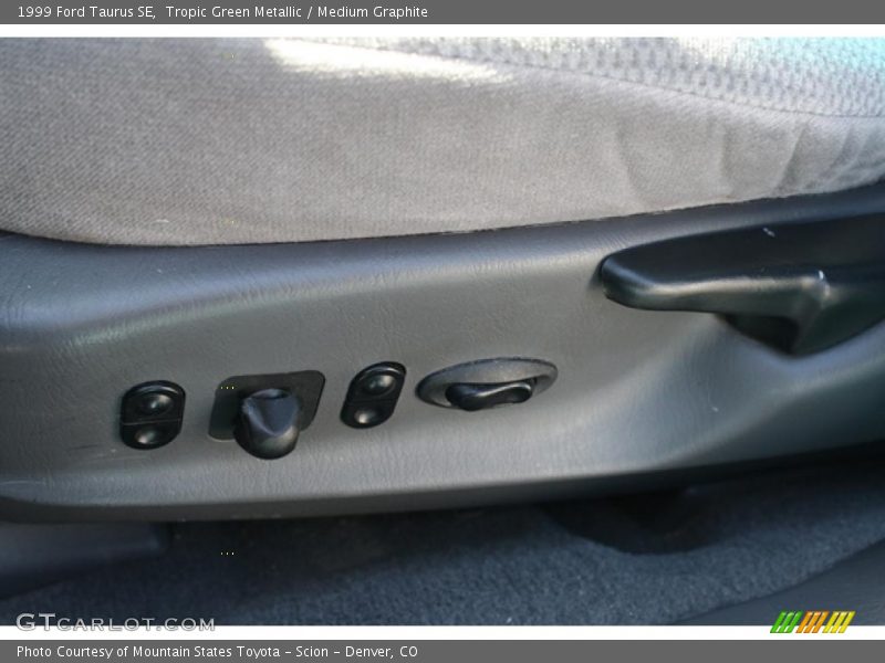 Tropic Green Metallic / Medium Graphite 1999 Ford Taurus SE