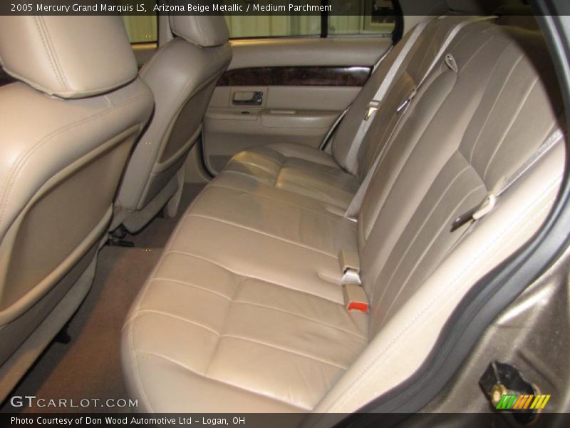 Arizona Beige Metallic / Medium Parchment 2005 Mercury Grand Marquis LS