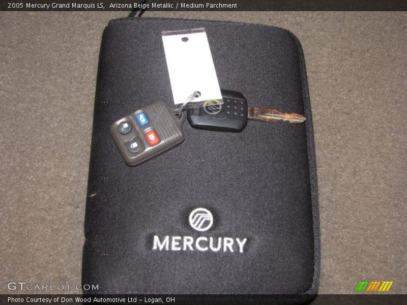 Arizona Beige Metallic / Medium Parchment 2005 Mercury Grand Marquis LS