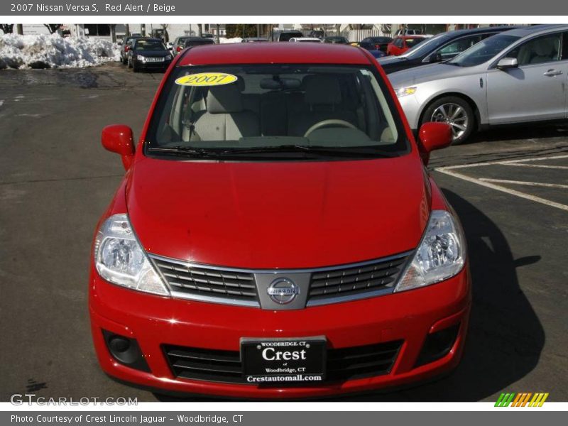 Red Alert / Beige 2007 Nissan Versa S