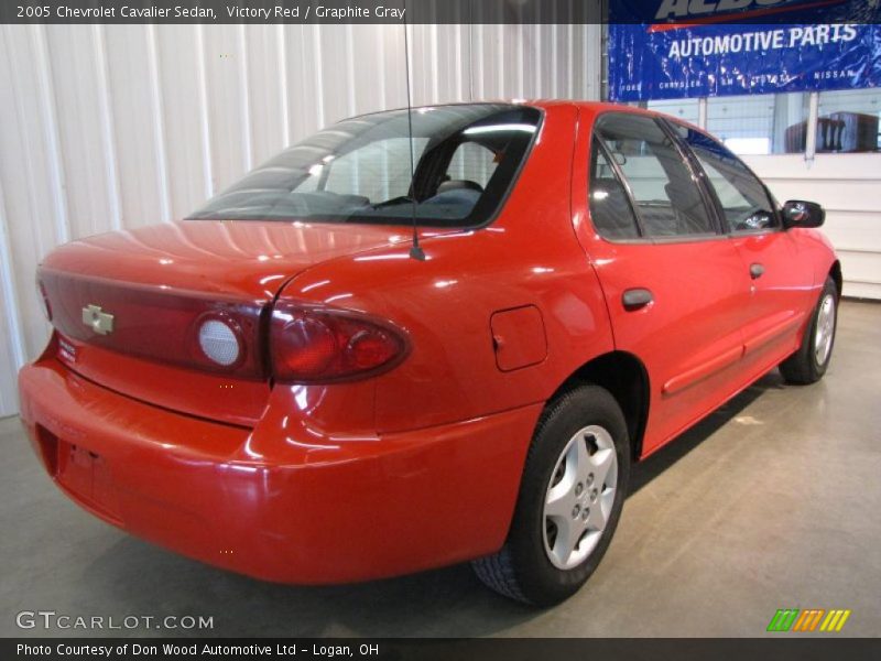 Victory Red / Graphite Gray 2005 Chevrolet Cavalier Sedan