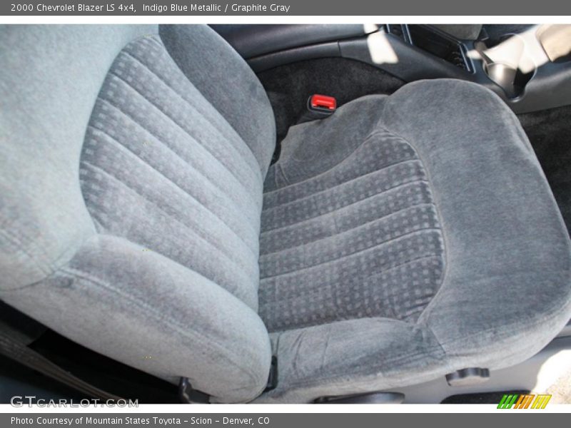 Indigo Blue Metallic / Graphite Gray 2000 Chevrolet Blazer LS 4x4