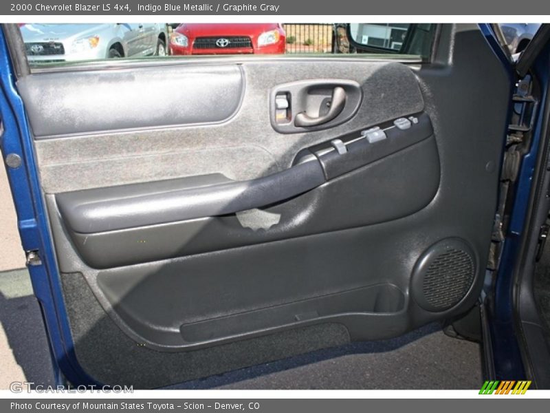 Indigo Blue Metallic / Graphite Gray 2000 Chevrolet Blazer LS 4x4