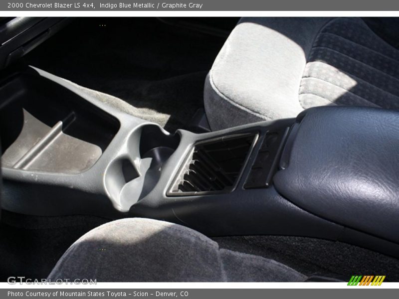 Indigo Blue Metallic / Graphite Gray 2000 Chevrolet Blazer LS 4x4