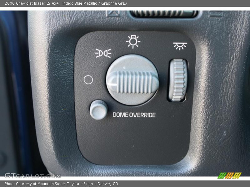 Controls of 2000 Blazer LS 4x4
